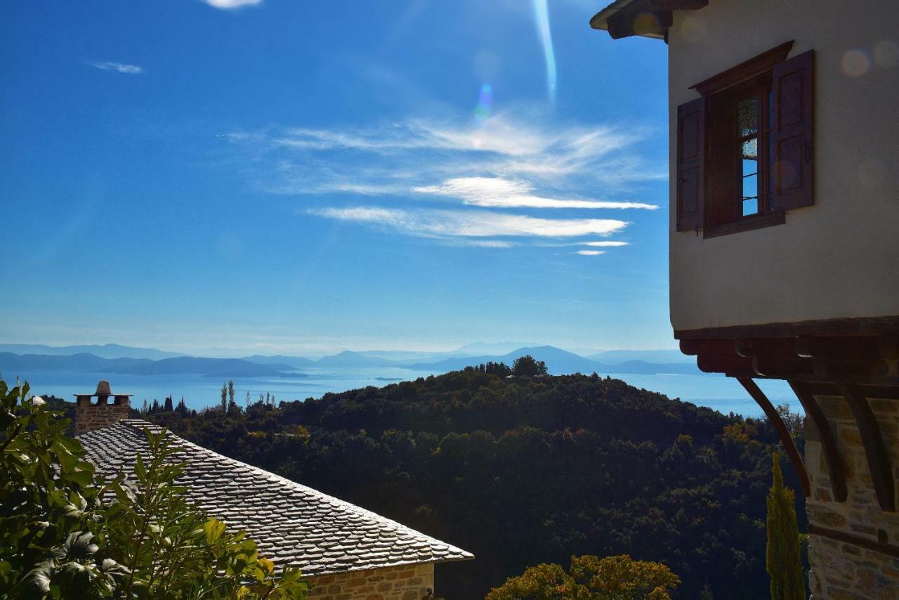 Sakali Mansion Hotel Pinakátai Buitenkant foto